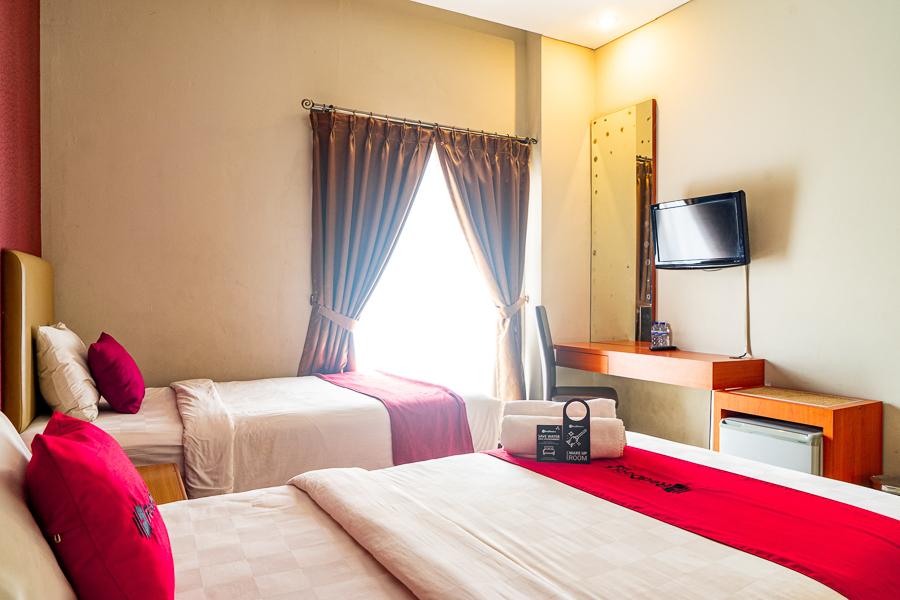 Hotel Reddoorz Blok M Jakarta