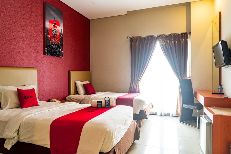Reddoorz Blok M Hotel 3*