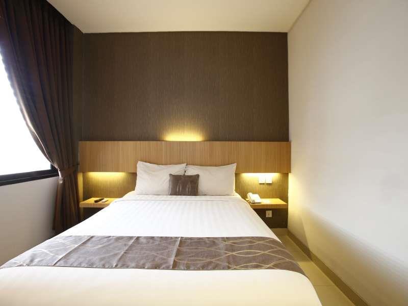 Hotel Reddoorz Blok M Jakarta